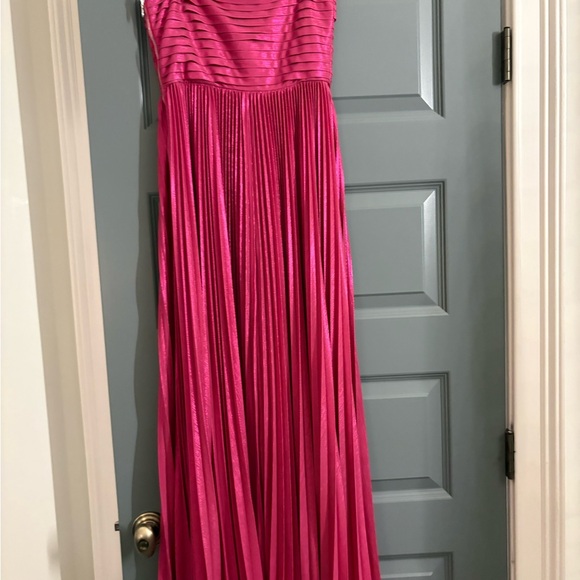 Sevyn Retrofete Dress - Picture 2 of 5